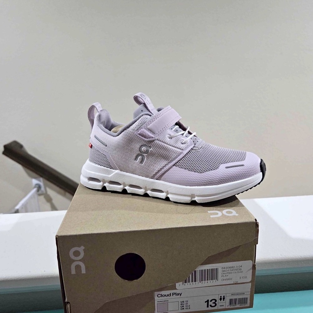 On Cloud Kids running shoe - Orchid
